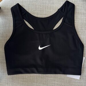 Nike Women's Black Racerback Sports Bra, Size M, NWT